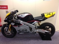photo-1